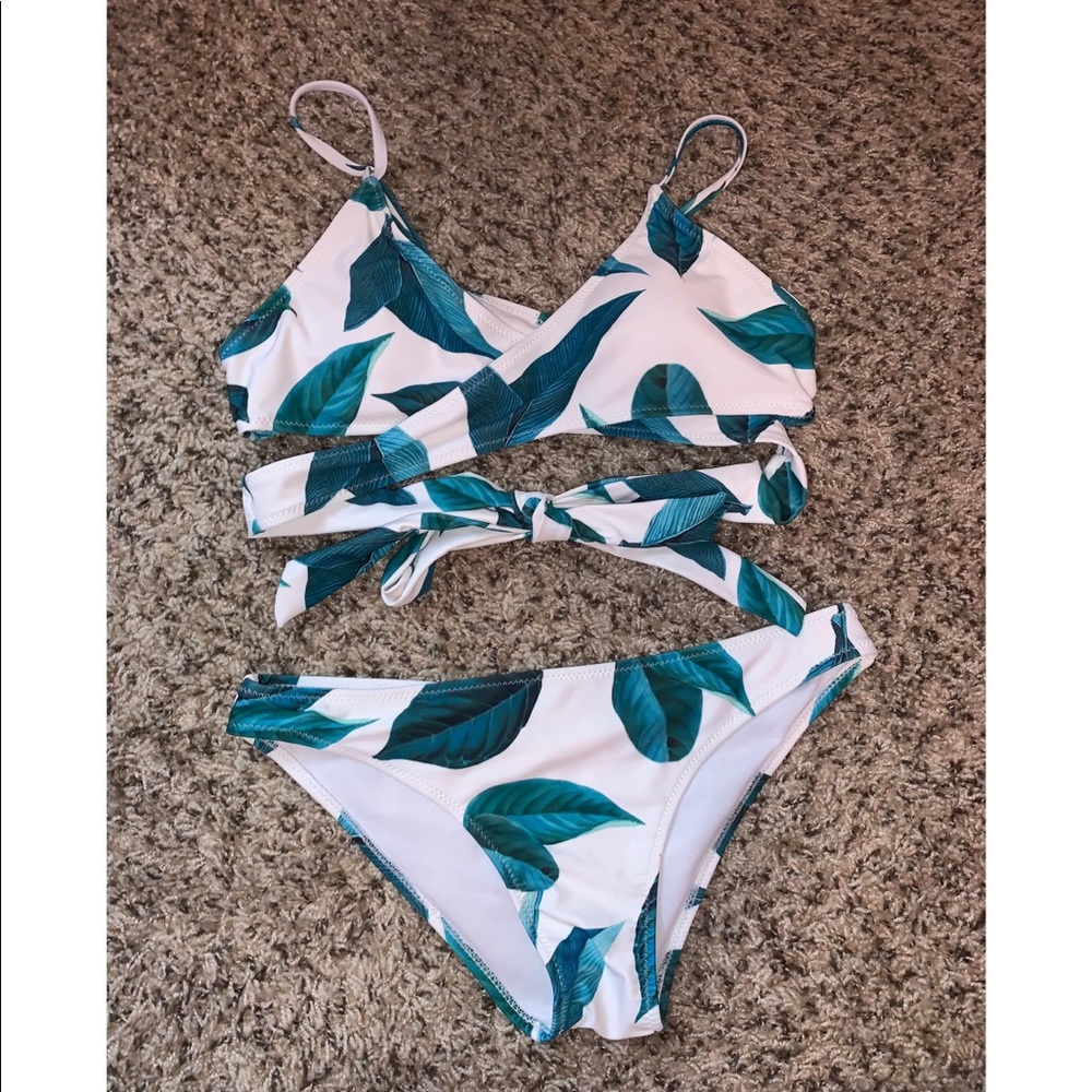 Bikini top and bottom, leaf pattern